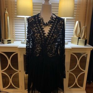 Short lace dress with tulle skirt (never worn)